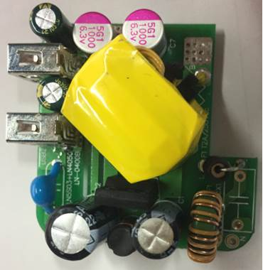 LN1F20 LN1F20 LN4050力生美5V 4.8A USB双口充电器