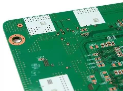 PCB激光打孔问题多，怎样才能降低不良率？