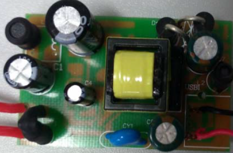 基于芯朋微PN8358的5V1.5A充电器应用方案
